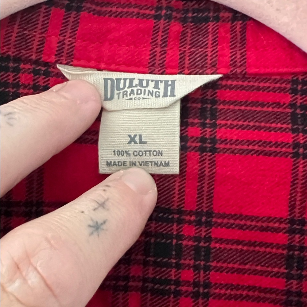 Women’s Duluth, red and black button-down flannel - Picture 2 of 4